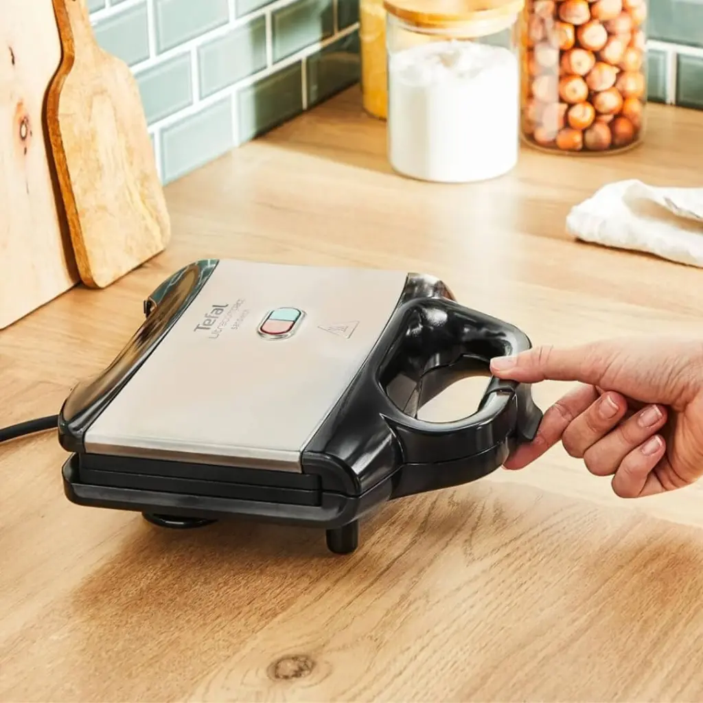 tefal-ultra-compact-sandvic-makinesi-6.webp